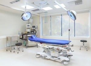 Surgical room and bed